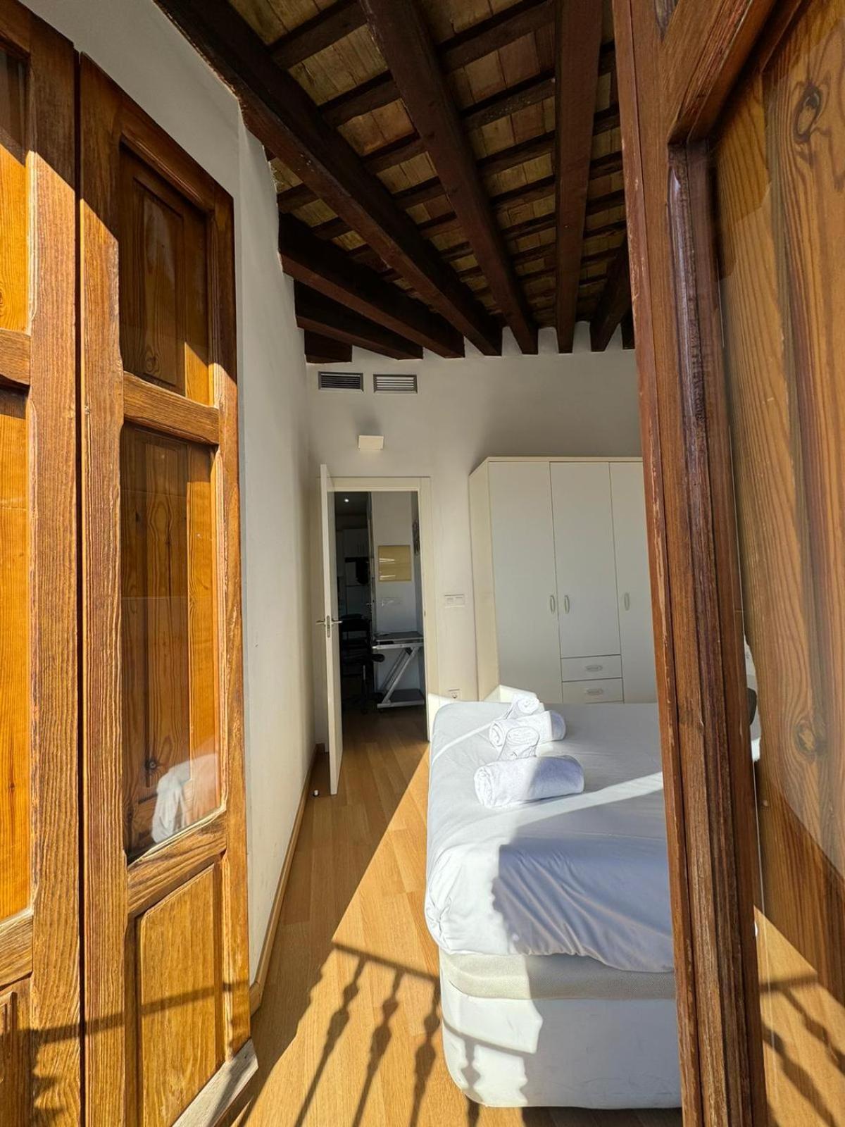 Tossal Apartment Valencia Exterior photo